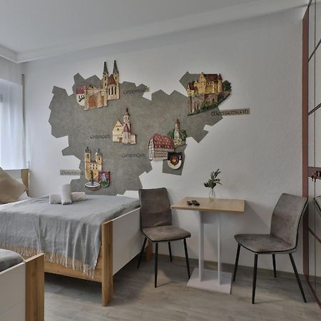 Moderne Ferienwohnungen - Service Wie Im Hotel 괴핑엔 외부 사진