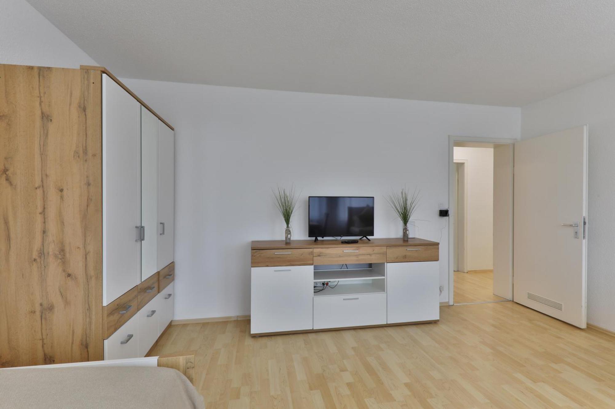 Moderne Ferienwohnungen - Service Wie Im Hotel 괴핑엔 외부 사진