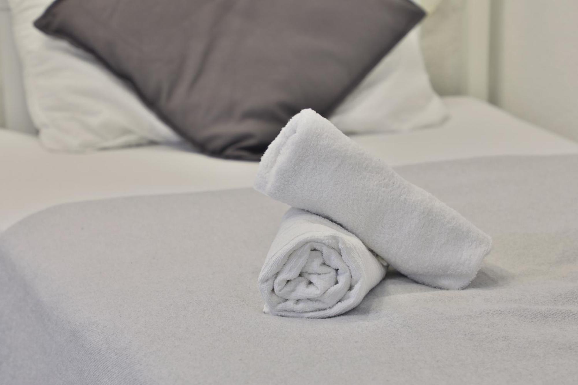 Moderne Ferienwohnungen - Service Wie Im Hotel 괴핑엔 외부 사진